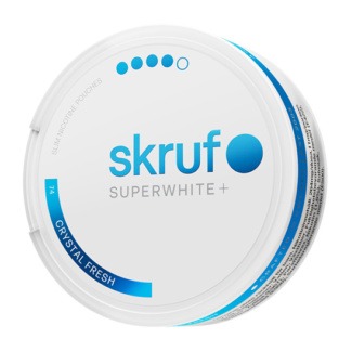 skruf SUPERWHITE Crystal Fresh Extra Strong