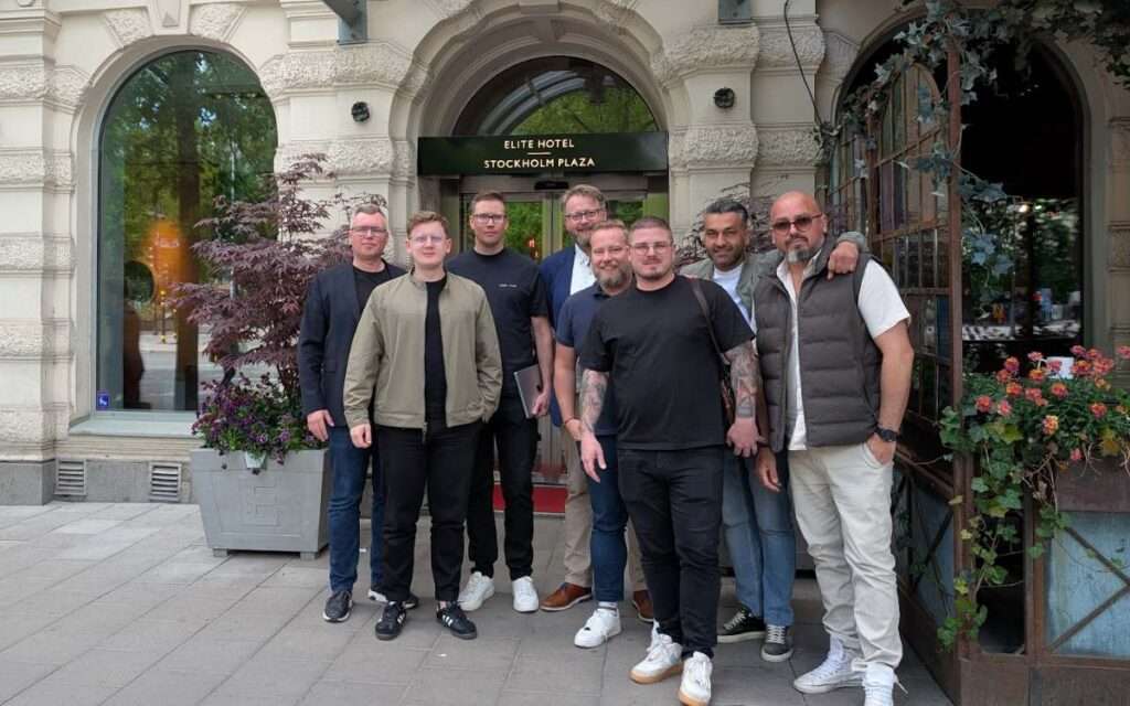 Luna corporation team